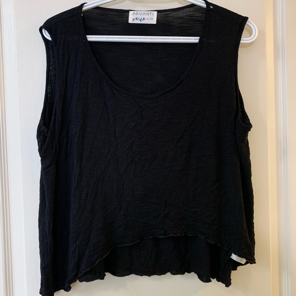 Arvanti crop top